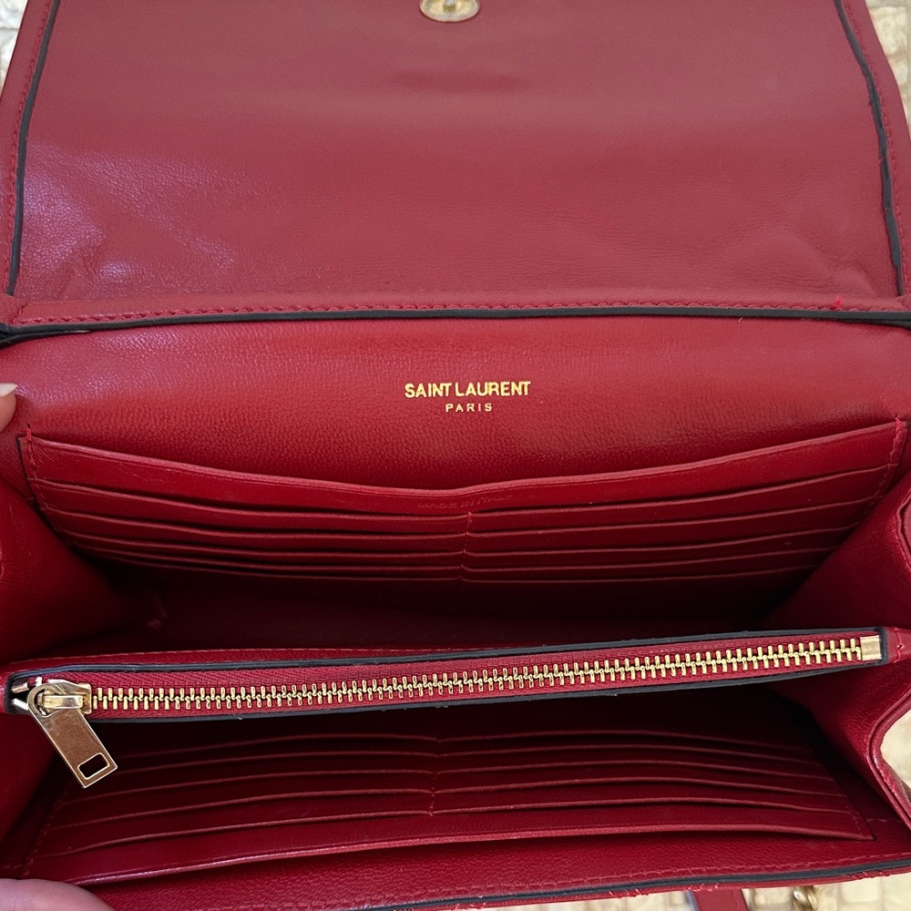 Yves Saint Laurent Burgundy Quilted Crossbody Bag - Picture 2 of 6
